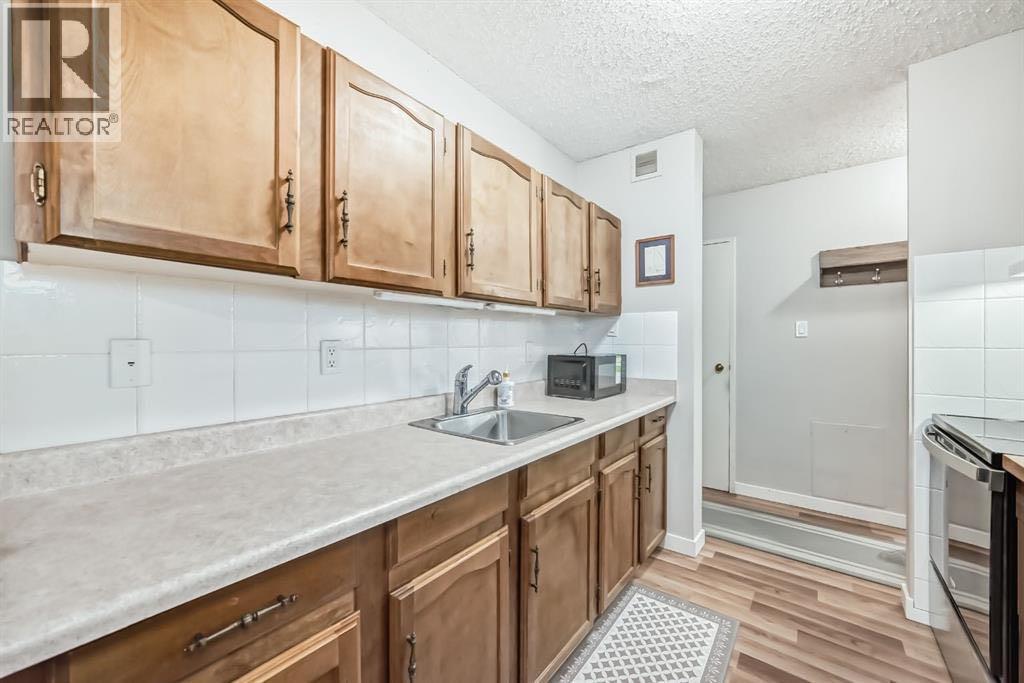 Apartment for Sale in 382, 8948 Elbow Drive SW|Calgary, Alberta T2V0H9 4