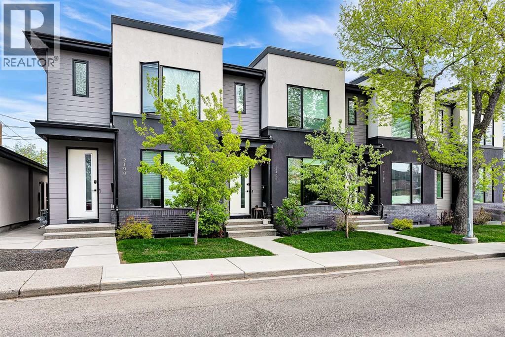 Row / Townhouse for Sale in 2106 6 Street NW|Calgary, Alberta T2M5C6