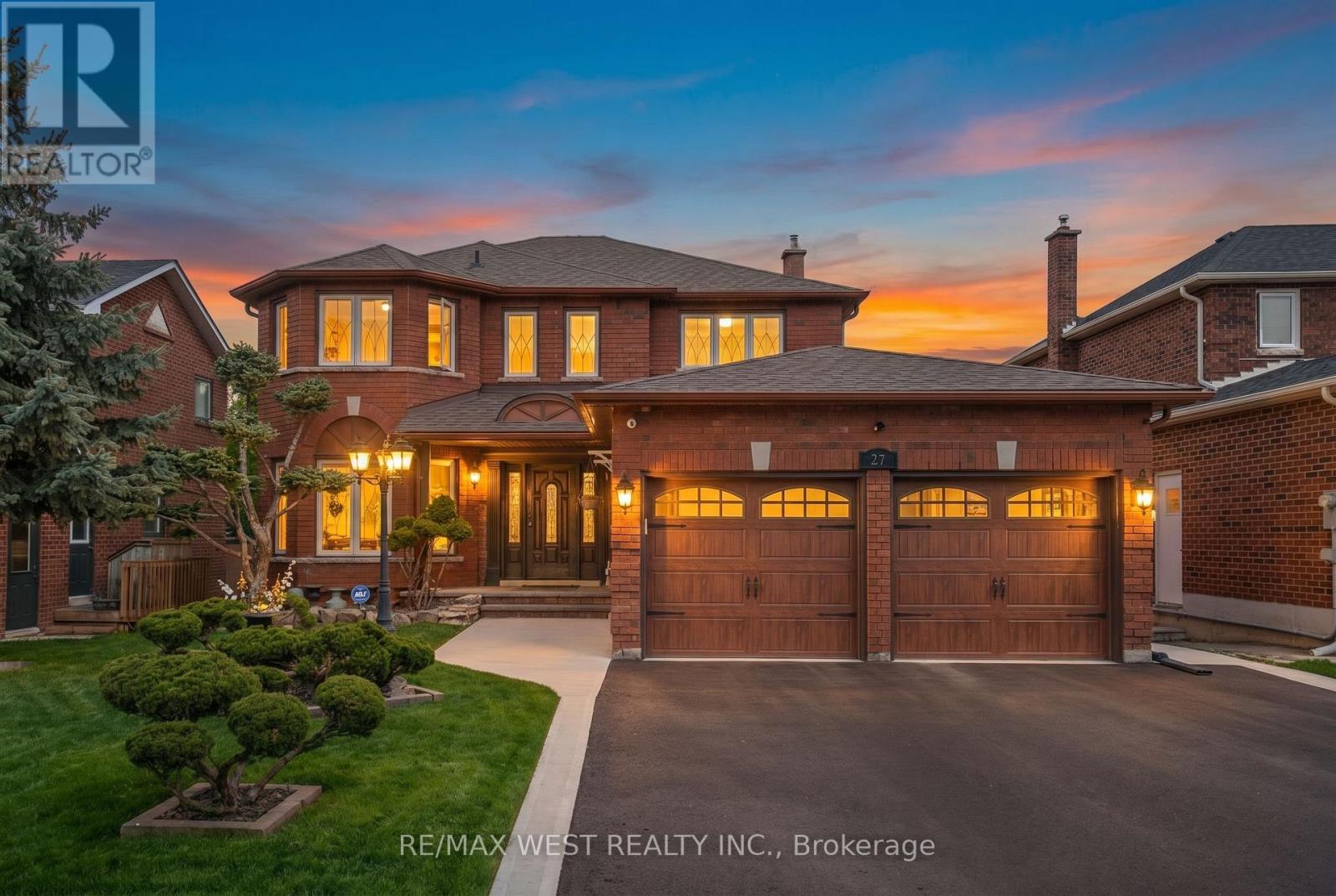 27 GOLDEN MEADOW ROAD