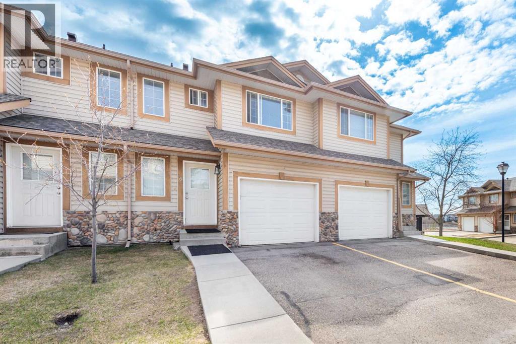 Row / Townhouse for Sale in 281 Citadel Point NW|Calgary, Alberta T3G5L2 2
