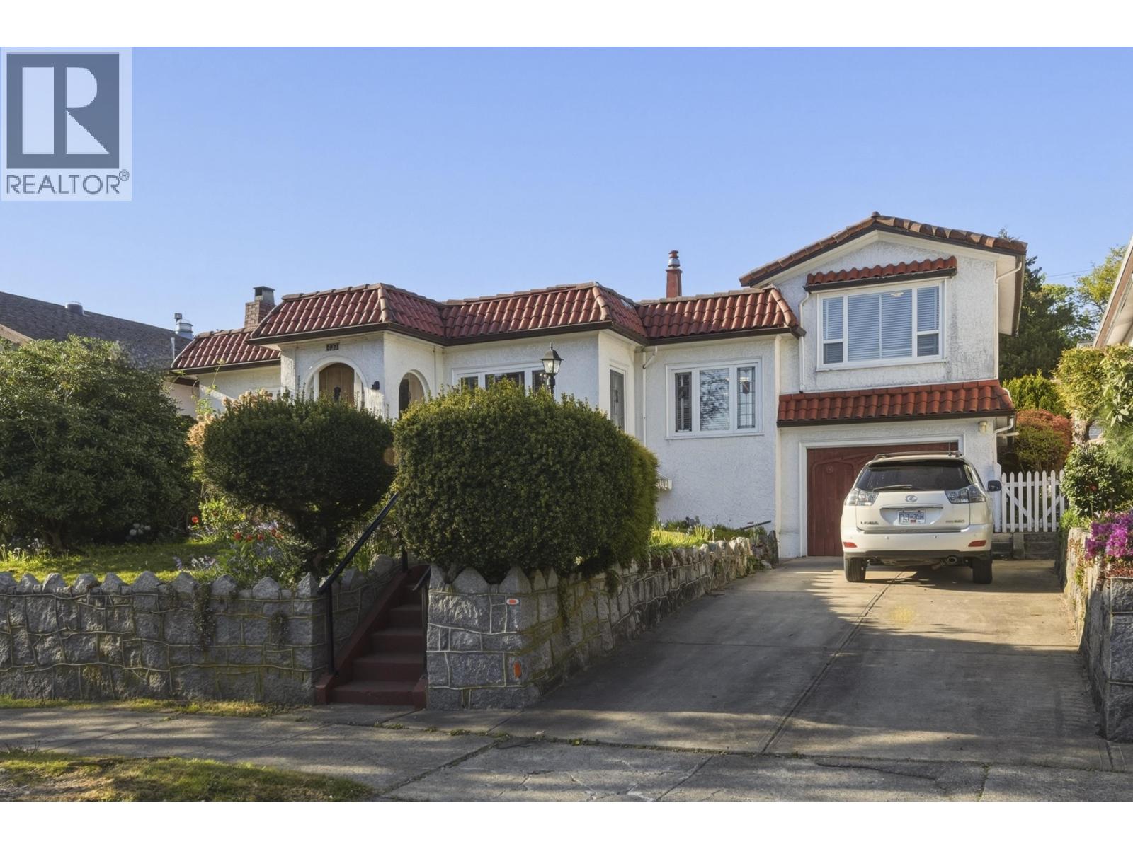 433 E 48TH AVENUE|Vancouver, British Columbia V5W2E4