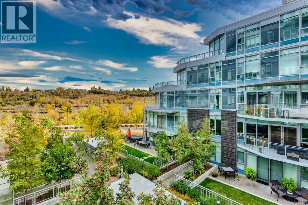 Apartment for Sale in 311, 138 Waterfront Court SW|Calgary, Alberta T2P1L1