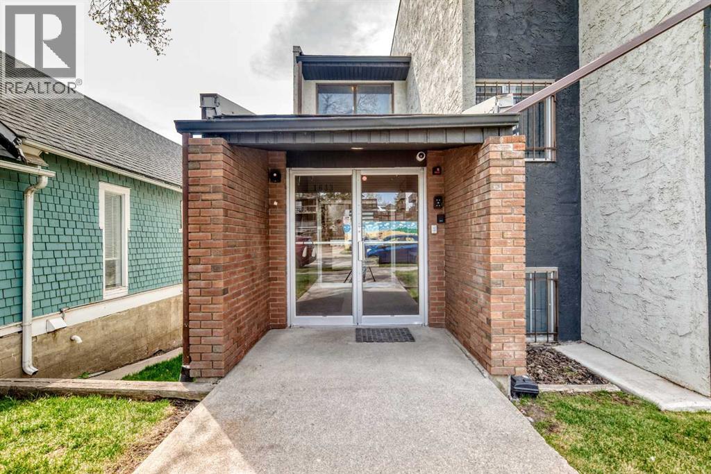 Apartment for Sale in 104, 1633 26 Avenue SW|Calgary, Alberta T2T1C7 2