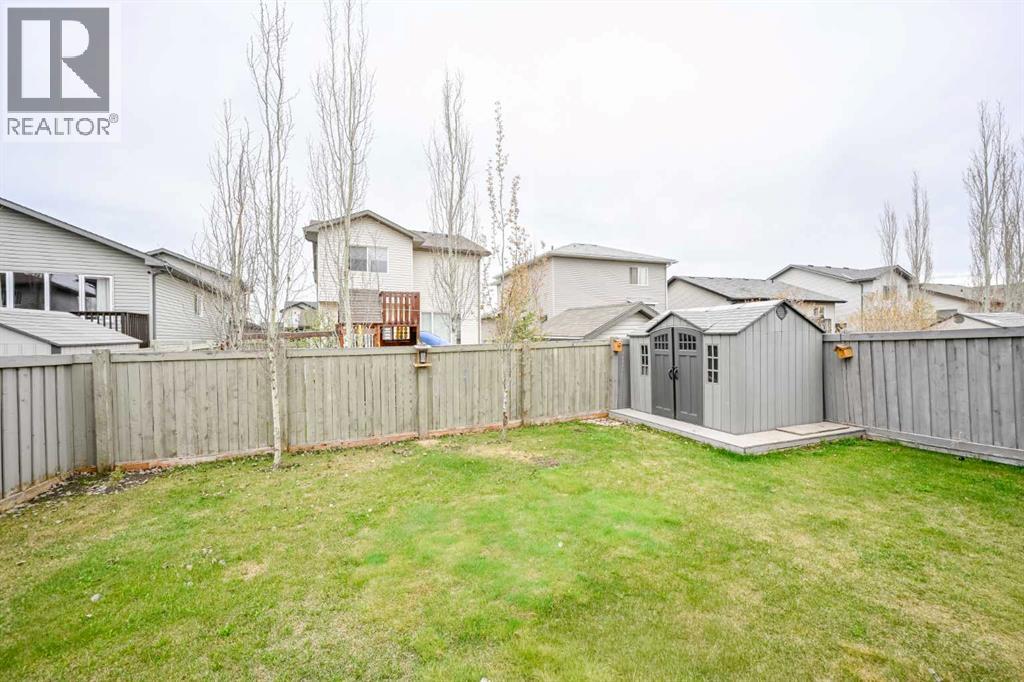 For sale: 8714 88A Street, Grande Prairie, Alberta T8X0G6