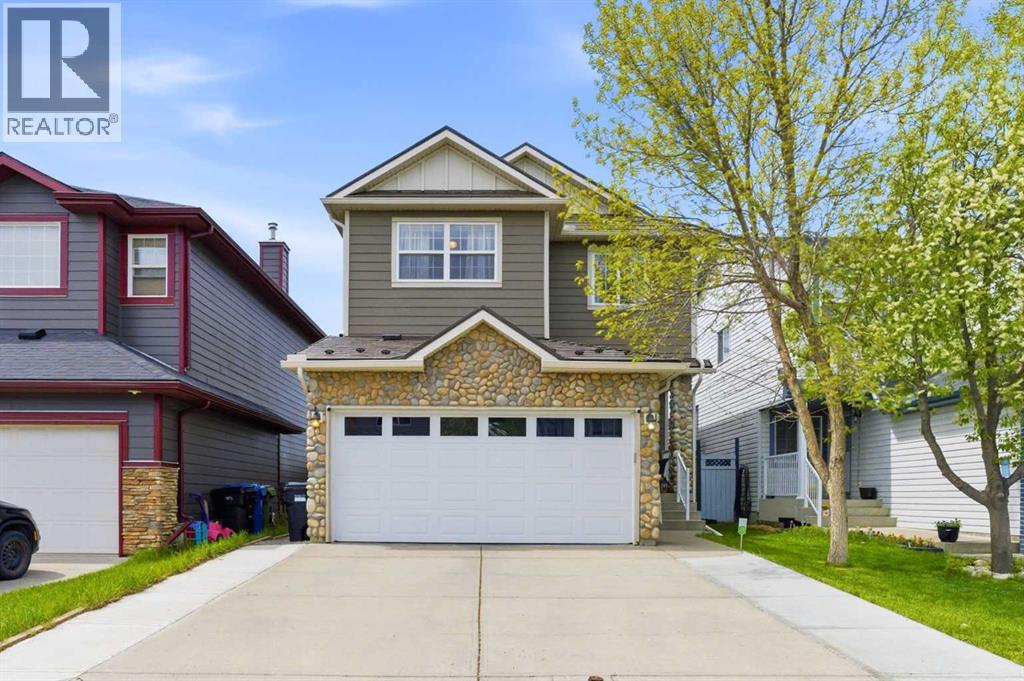 House for Sale in 118 Saddletree Close NE|Calgary, Alberta T3J5L1