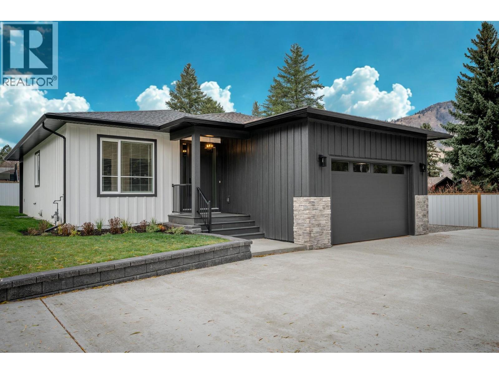 2244 Valleyview Drive, Kamloops, British Columbia V2C4C7