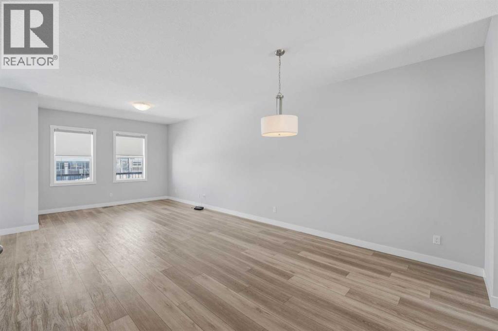 Duplex for Sale in 125 Edith Gate NW|Calgary, Alberta T3R1Z2 5