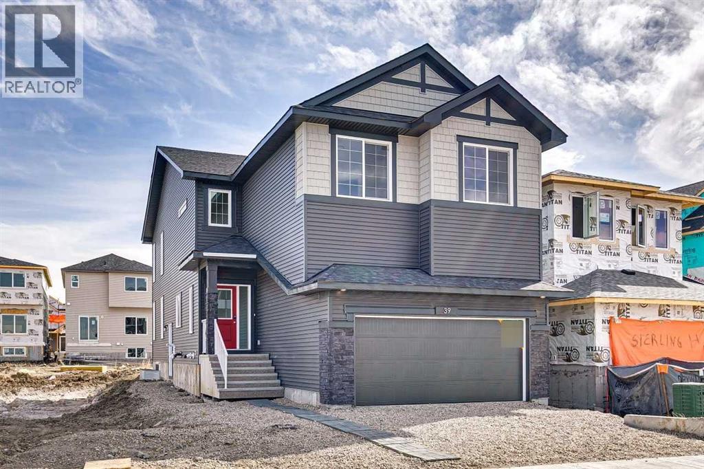 House for Sale in 39 Hotchkiss Avenue SE|Calgary, Alberta T3S0T5 2