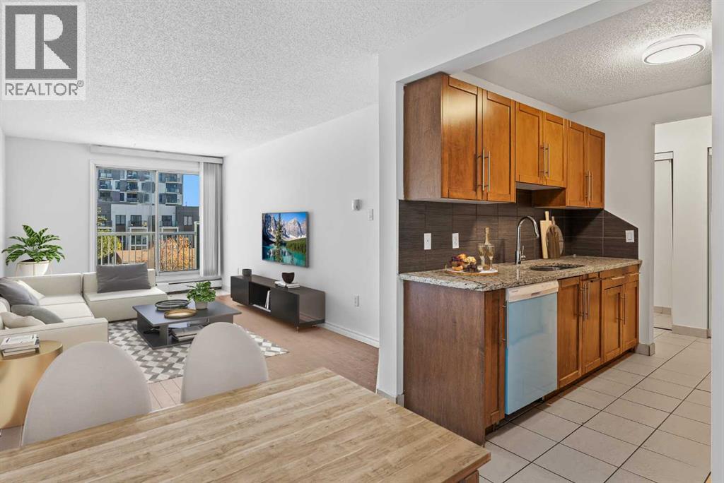 Apartment for Sale in 305, 431 1 Avenue NE|Calgary, Alberta T2E0B3 4