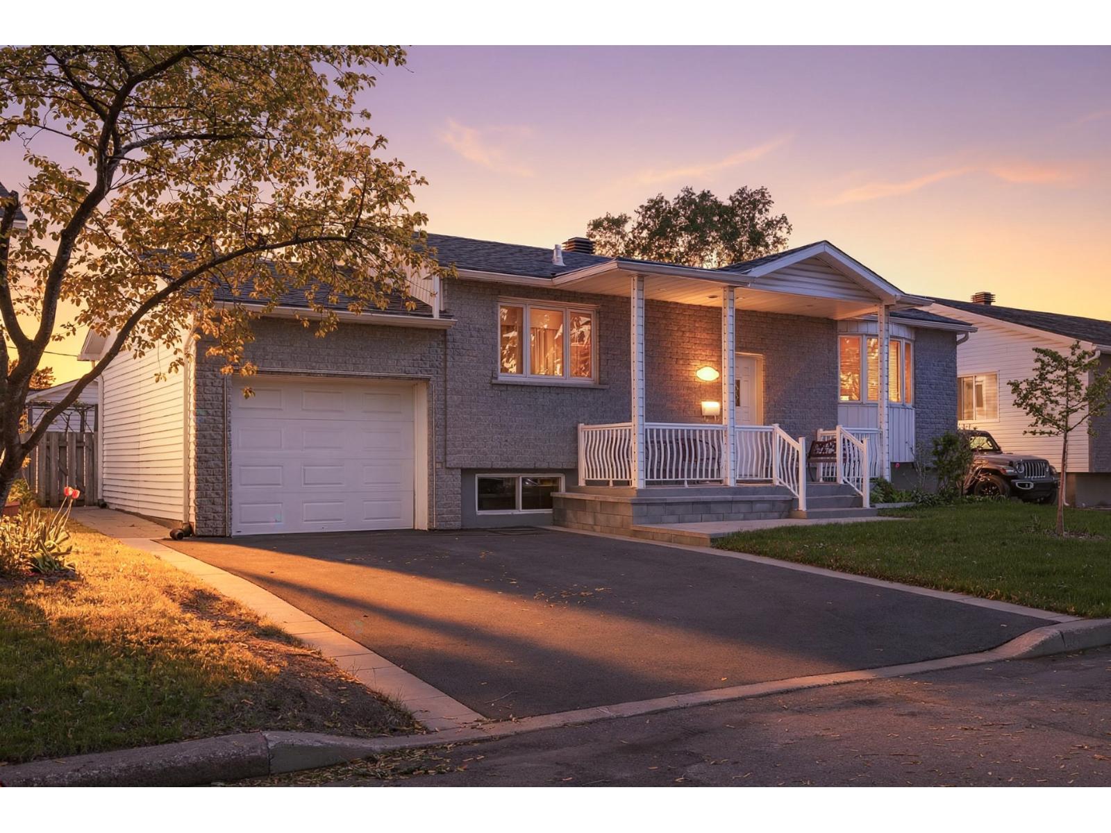 3371 Rue Félicité, Laval (Fabreville), Quebec H7P1M7
