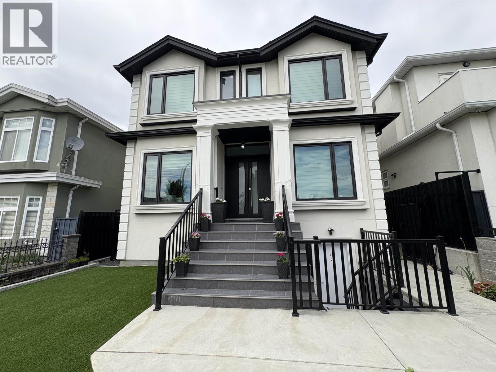 759 E 57TH AVENUE|Vancouver, British Columbia V5X1T3