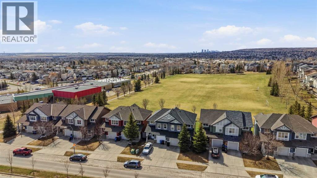 Duplex for Sale in 555 Panamount Boulevard|Calgary, Alberta T3K0H2 4