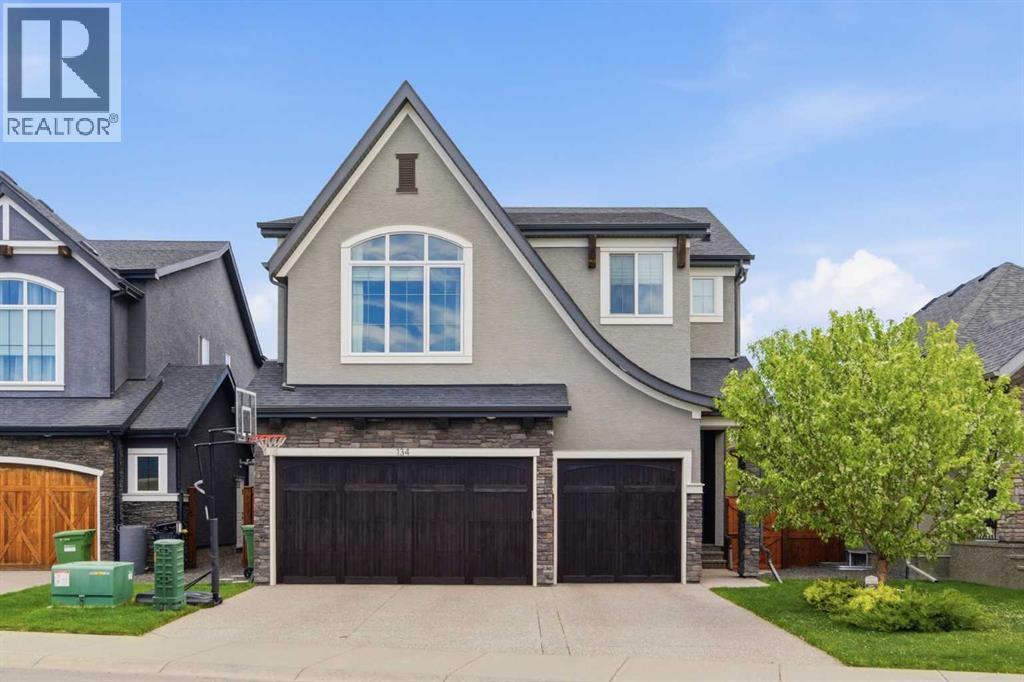 House for Sale in 134 Cranbrook Circle SE|Calgary, Alberta T3M2L9