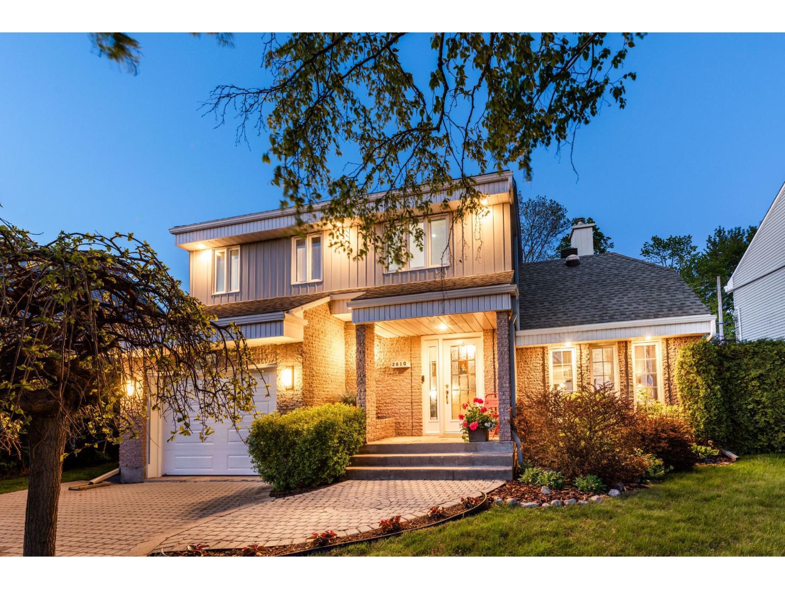 2610 Rue du Colibri, Laval (Sainte-Rose), Quebec H7L4V8