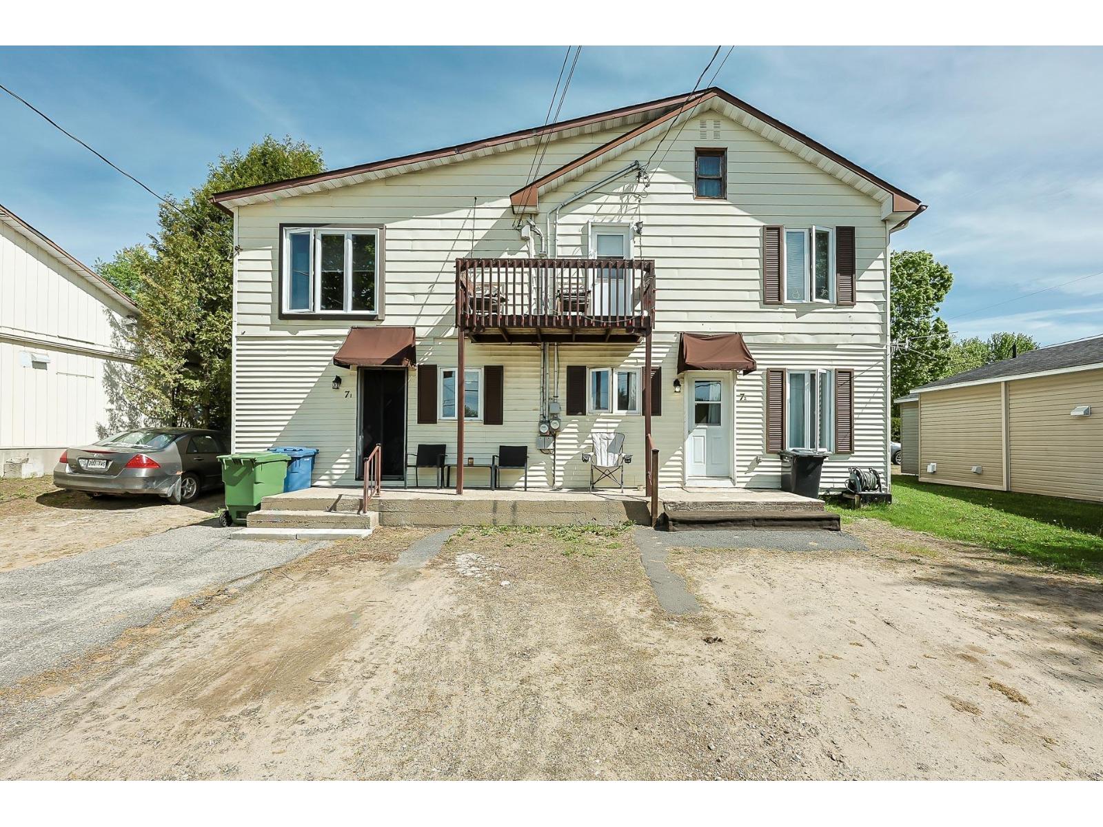 For sale: 7 Rue Ste-Julie E., Saint-André-Avellin, Quebec J0V1W0