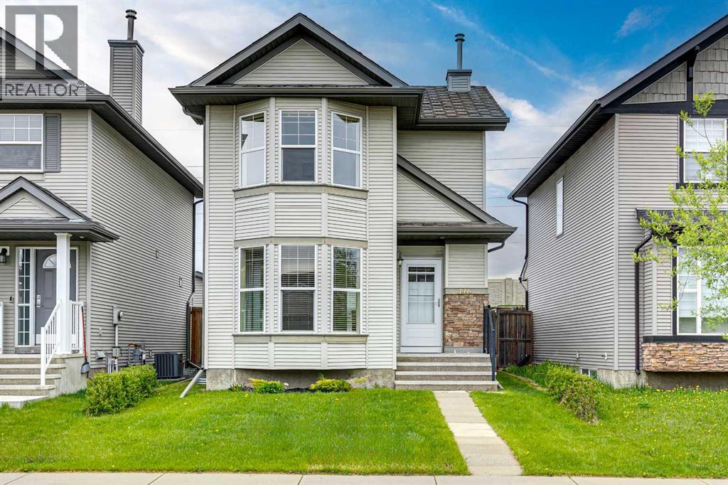 House for Sale in 146 Cranberry Close SE|Calgary, Alberta T3M0B5
