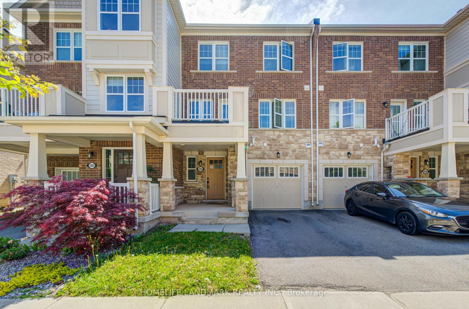 Row / Townhouse for Sale in 3086 MISTLETOE GARDENS|Oakville (GO Glenorchy), Ontario L6M0Y7