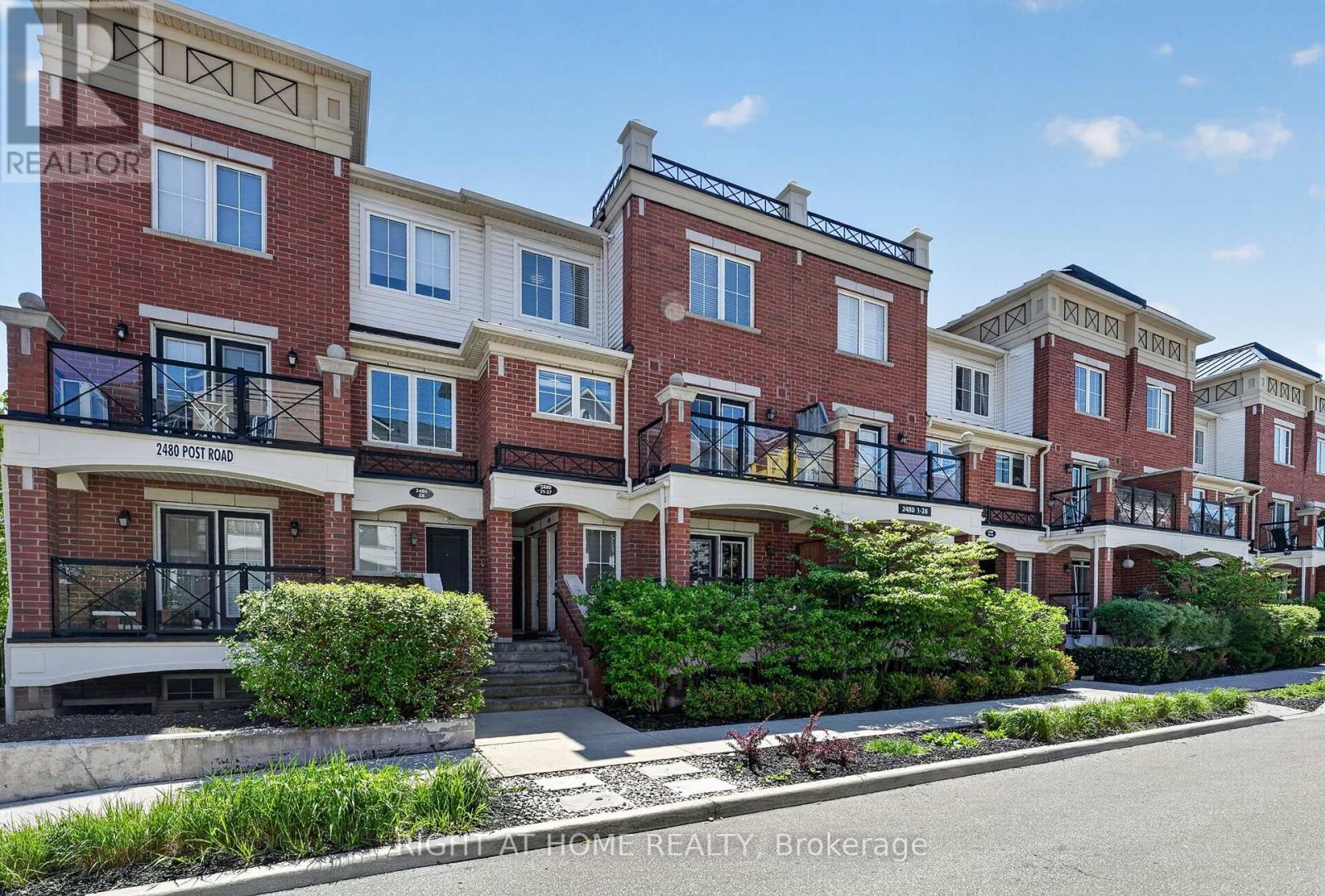 Row / Townhouse for Sale in 26 - 2480 POST ROAD N|Oakville (RO River Oaks), Ontario L0R2H0