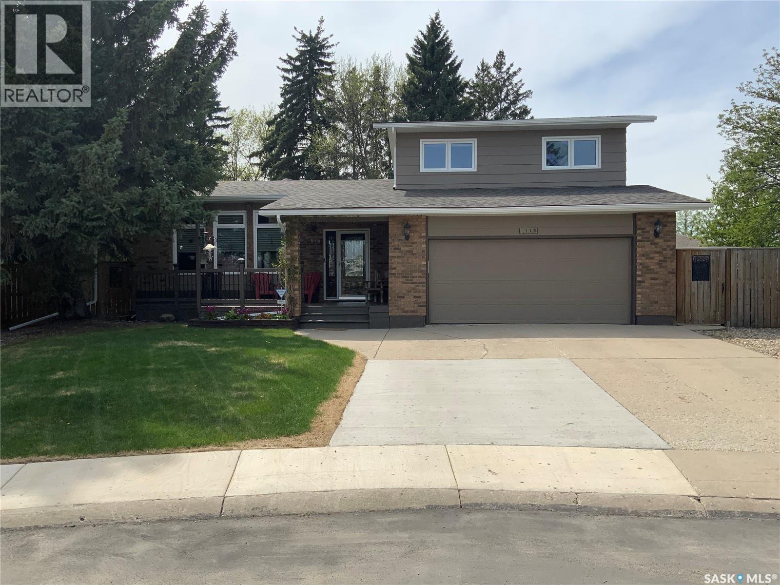 115 La Loche COURT