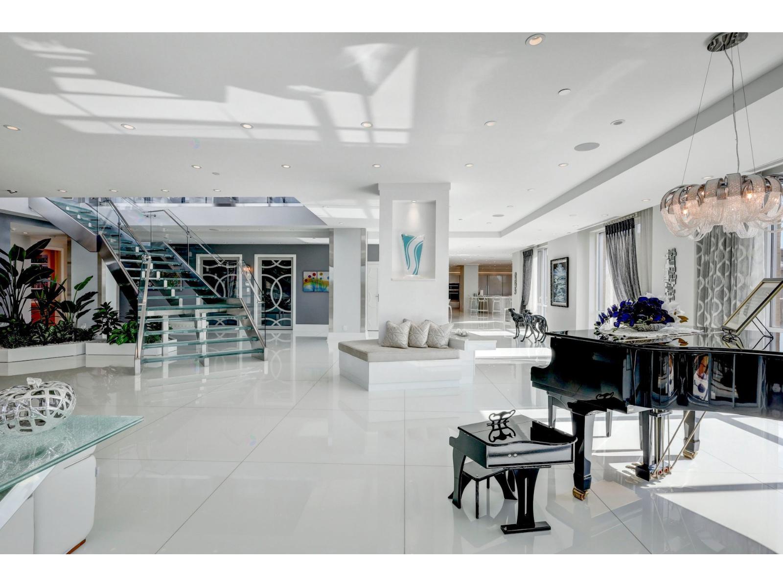 For sale: 420 Ch. de la Rive-Boisée, #PH700, Montréal (Pierrefonds