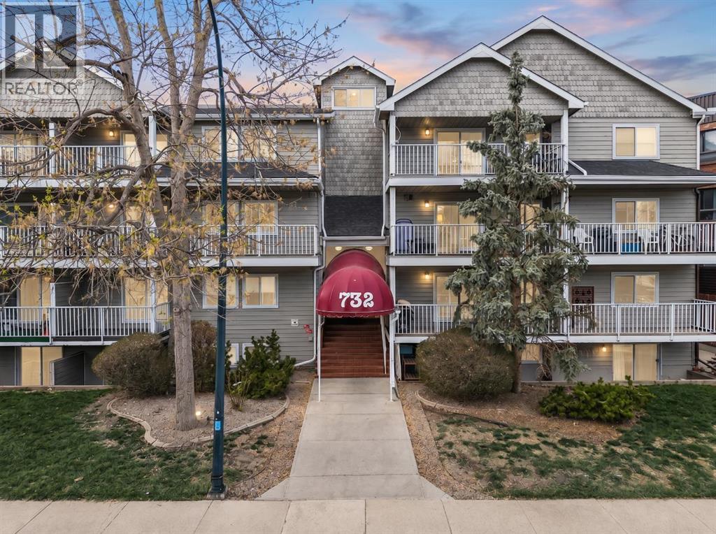 Apartment for Sale in 201, 732 57 Avenue SW|Calgary, Alberta T2V0H4 2