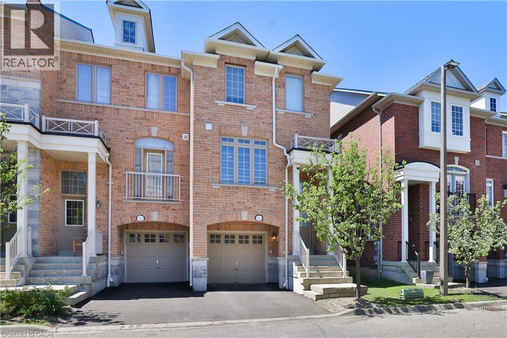 Row / Townhouse for Sale in 7214 TRIUMPH Lane|Mississauga, Ontario L5N0C5 3