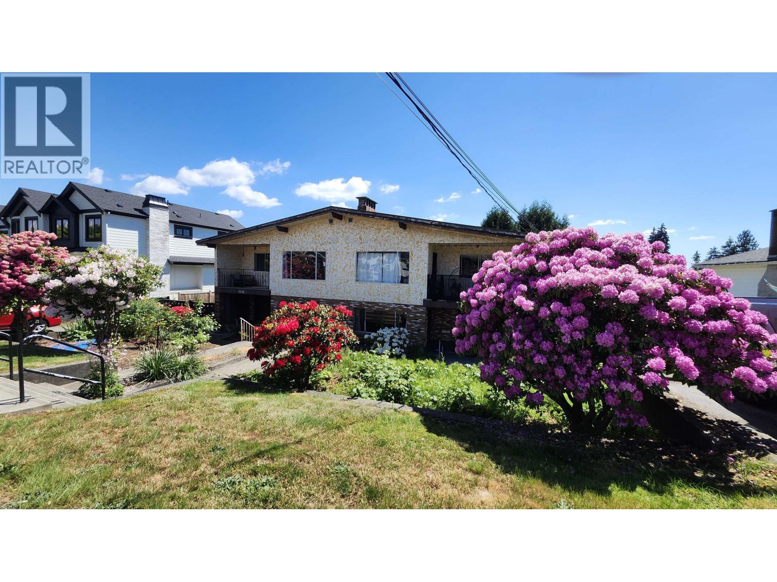1044-1046 MADORE AVENUE|Coquitlam, British Columbia V3K3B8