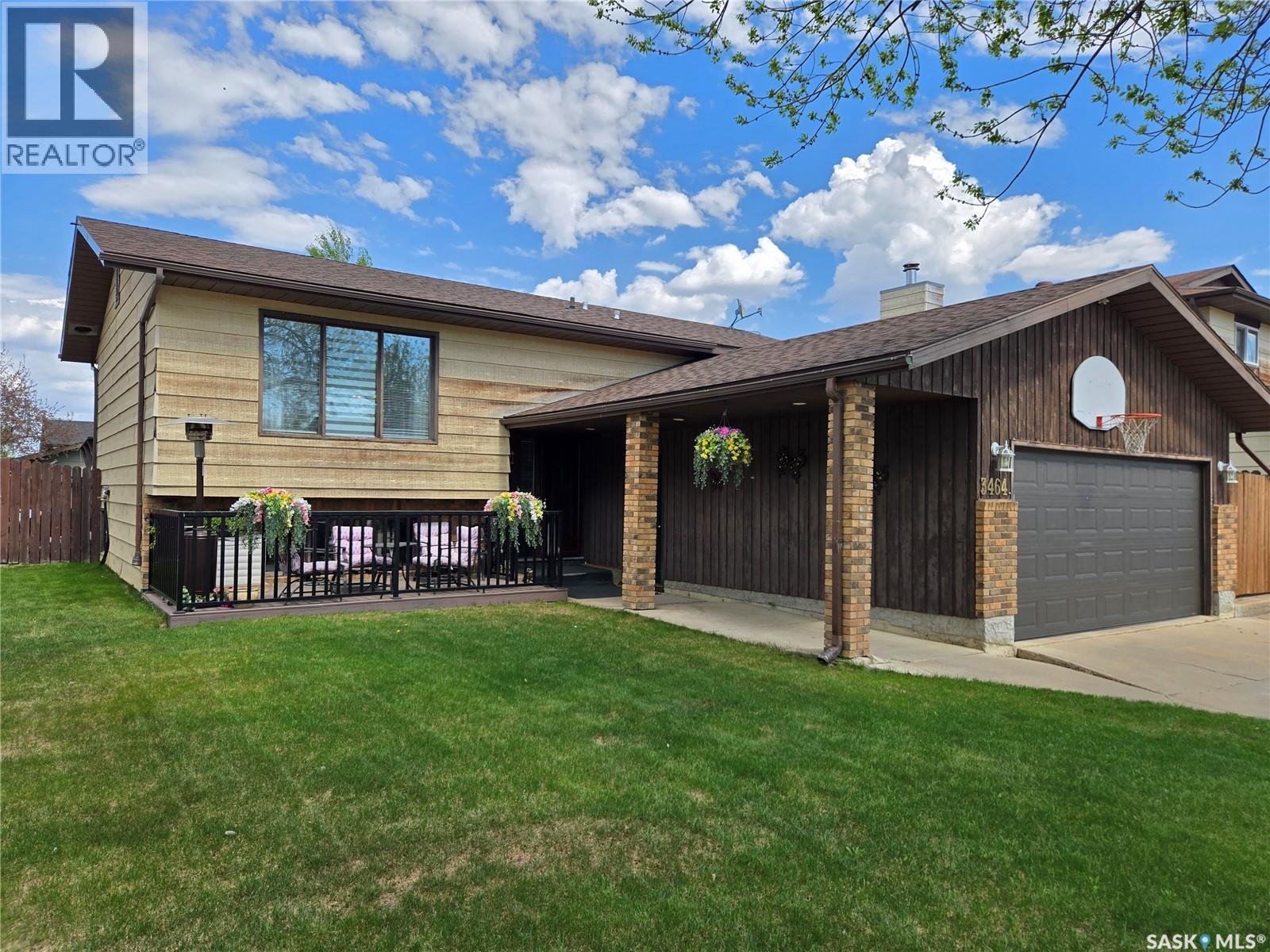 3464 Eagle CRESCENT