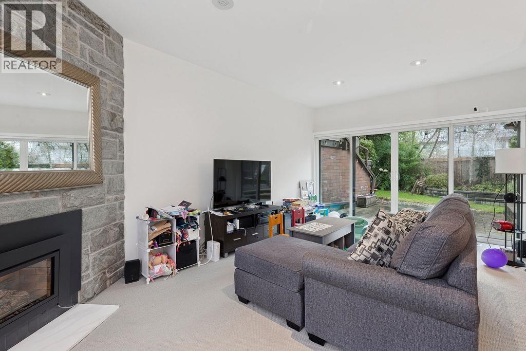 6605 TURNBERRY CRESCENT|Vancouver, British Columbia V5X4M7