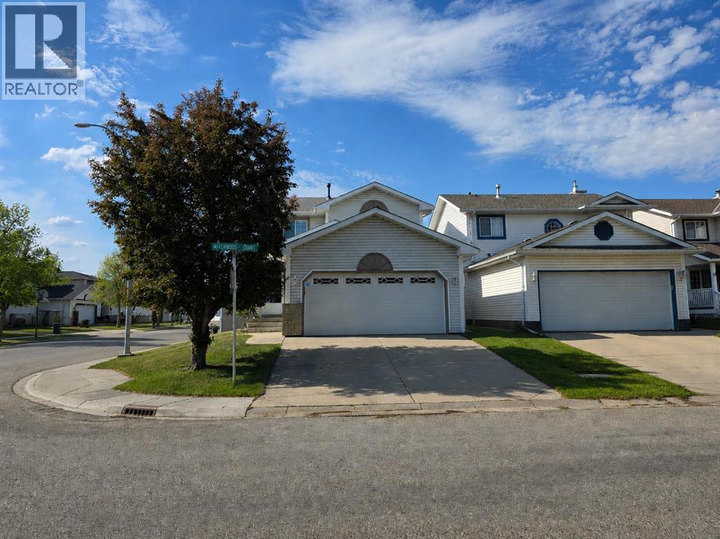 House for Sale in 3 Riverwood Court SE|Calgary, Alberta T2C4E9