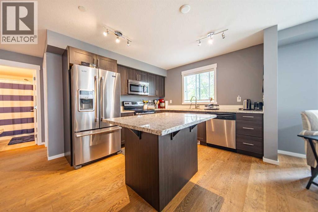 Apartment for Sale in 4318, 99 Copperstone Park SE|Calgary, Alberta T2Z5C9 4