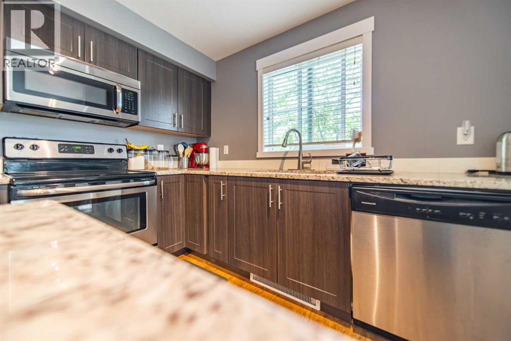 Apartment for Sale in 4318, 99 Copperstone Park SE|Calgary, Alberta T2Z5C9 5