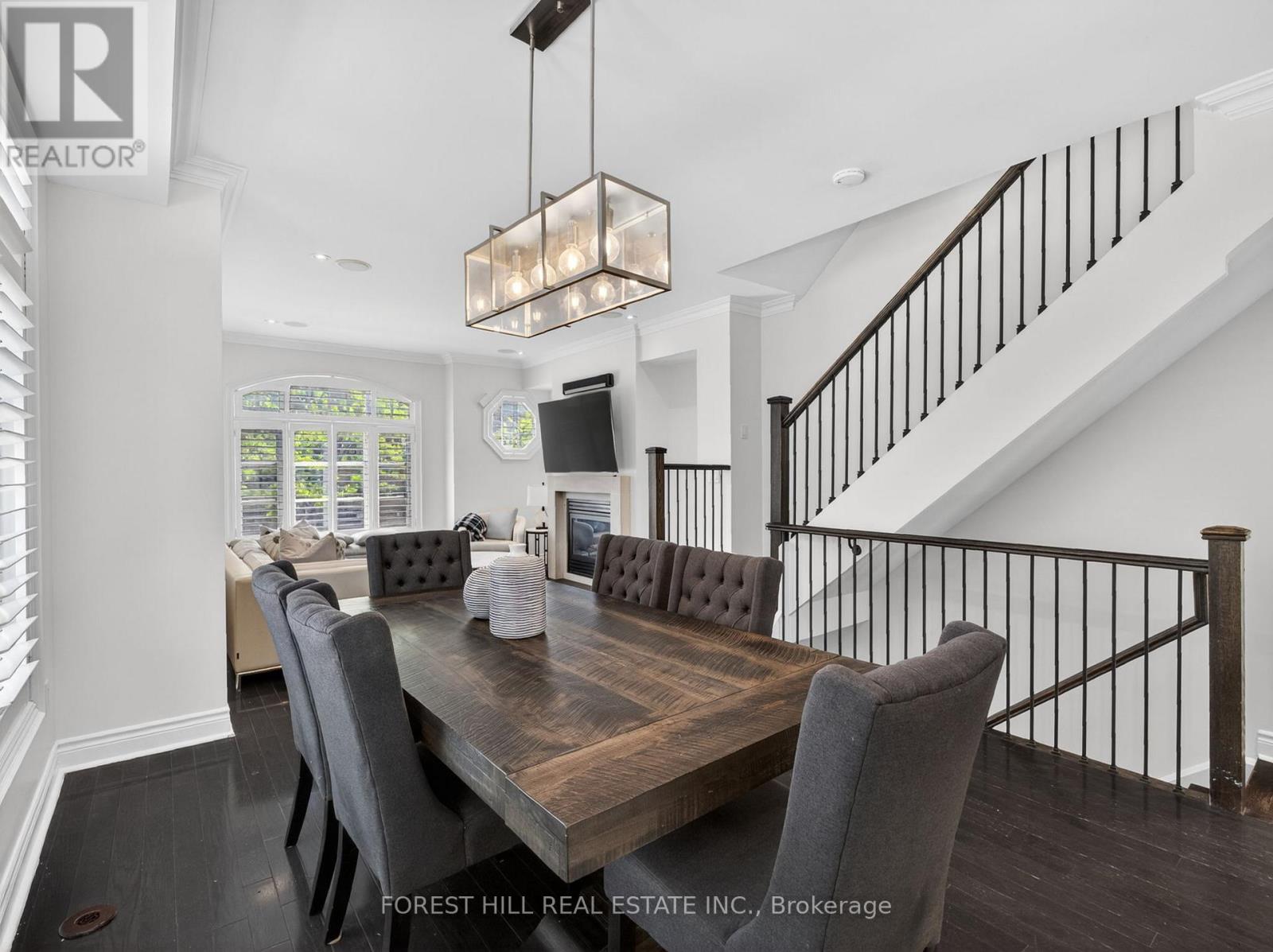 Row / Townhouse for Sale in 78 CORMIER HEIGHTS|Toronto (Mimico), Ontario M8W4S5 5