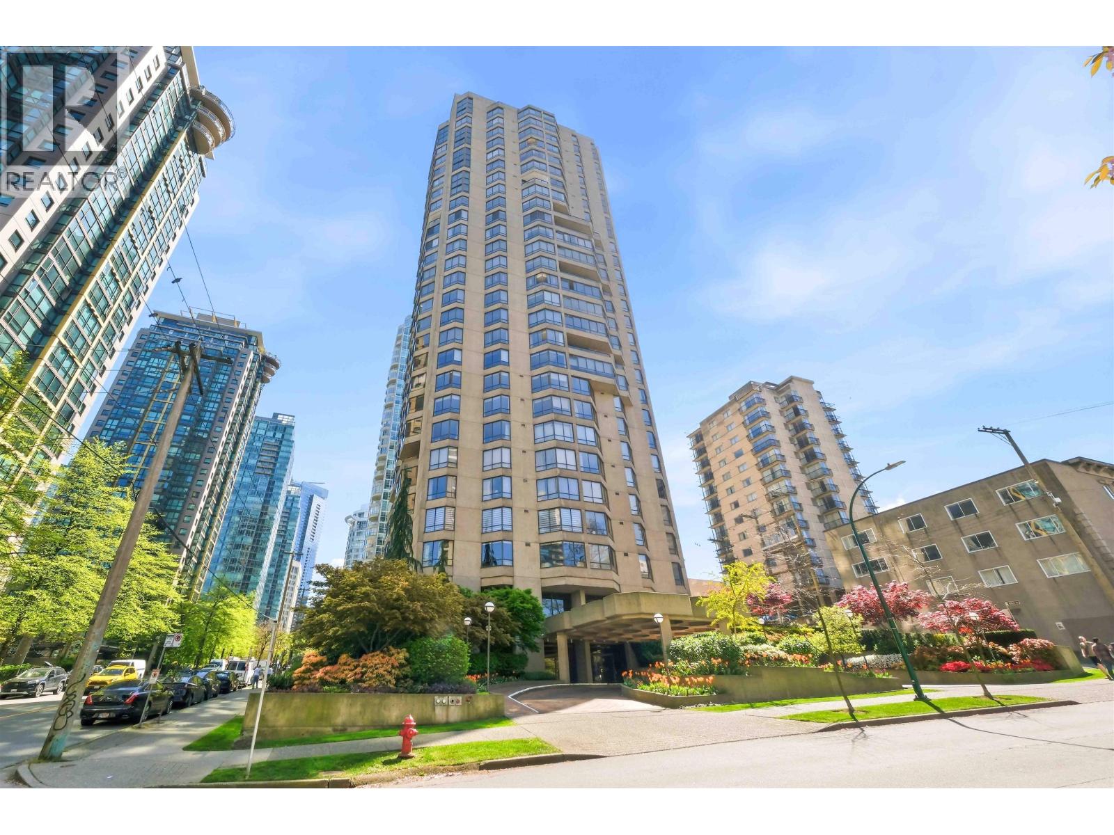 1602 738 BROUGHTON STREET|Vancouver, British Columbia V6G3A7