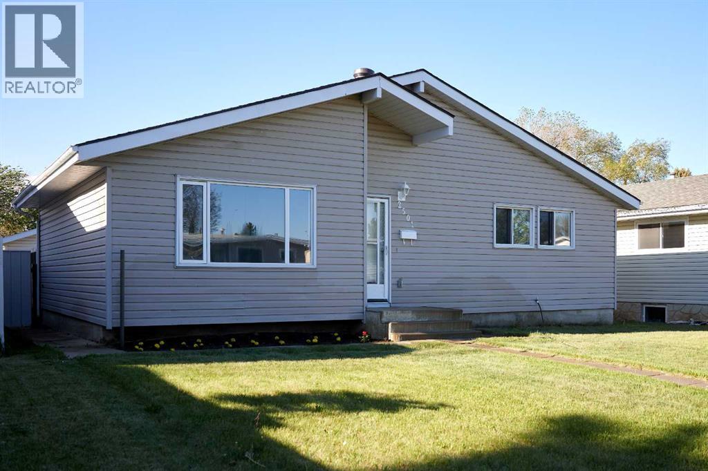 2501 13 Avenue N, Lethbridge, Alberta T1H4A4
