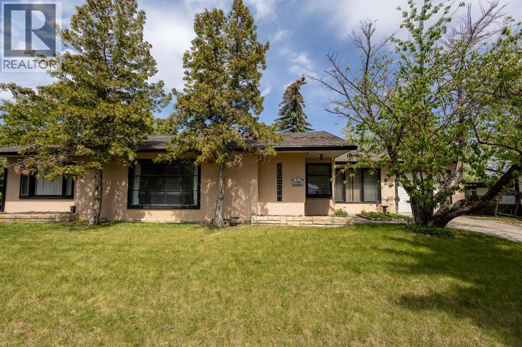 House for Sale in 2110 26 Avenue SW|Calgary, Alberta T2T1E6 5