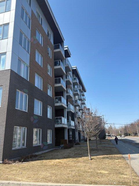 41 Rue Simon-Lussier, #512, Blainville, Quebec J7C0R2