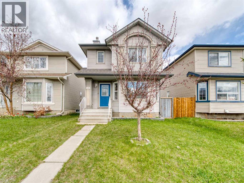 House for Sale in 128 Taradale Drive NE|Calgary, Alberta T3J5A9