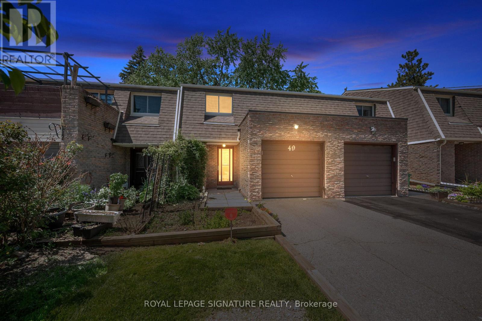 Row / Townhouse for Sale in 49 - 7430 COPENHAGEN ROAD|Mississauga (Meadowvale), Ontario L5N1Z9