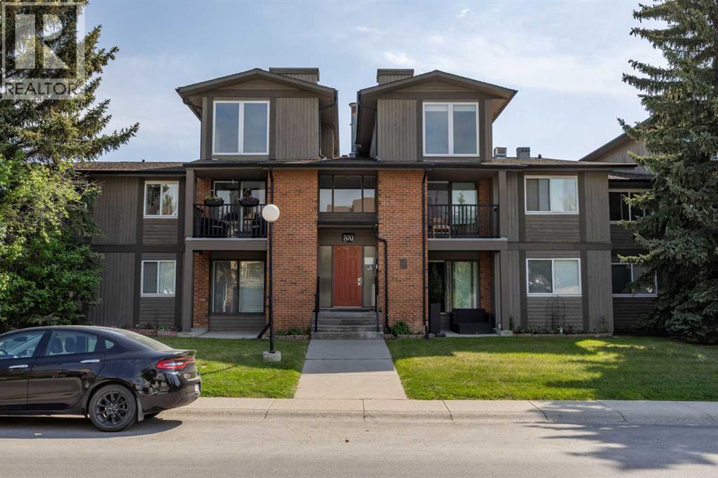 Apartment for Sale in 722, 6400 Coach Hill Road SW|Calgary, Alberta T3H1B8