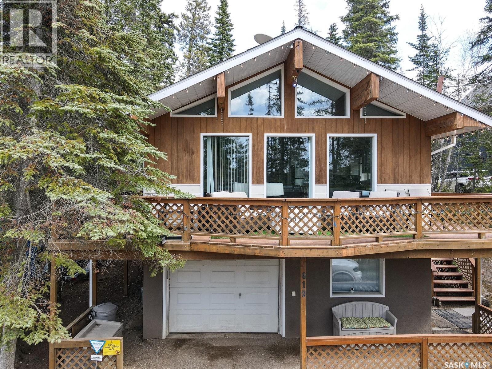 619 Marine DRIVE