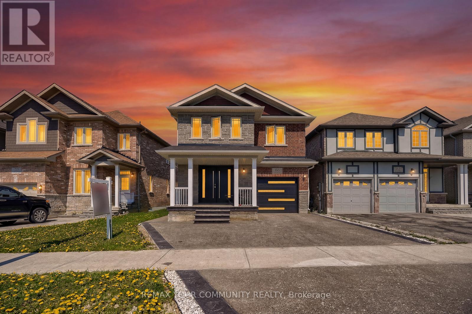 For sale: 66 HERITAGE STREET, Bradford West Gwillimbury (Bradford