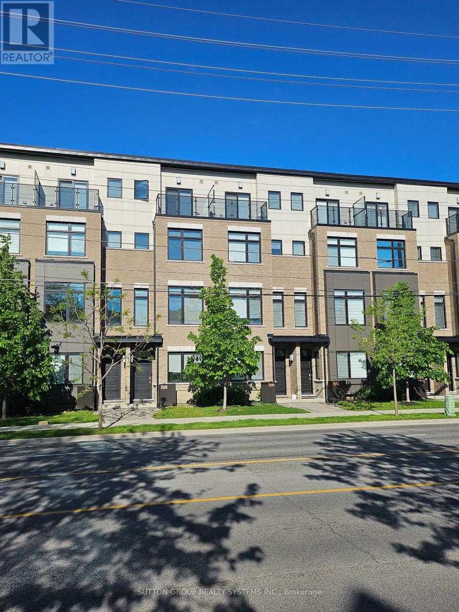 Row / Townhouse for Sale in 1126A ISLINGTON AVENUE|Toronto (Islington-City Centre West), Ontario M8Z0G6