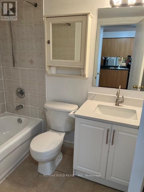 Row / Townhouse for Sale in 143 - 4975 SOUTHAMPTON DRIVE|Mississauga (Churchill Meadows), Ontario L5M8C8 5
