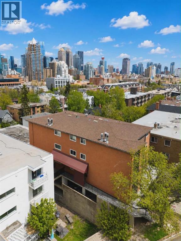 Apartment for Sale in 4, 930 Royal Avenue SW|Calgary, Alberta T2T0L5 3