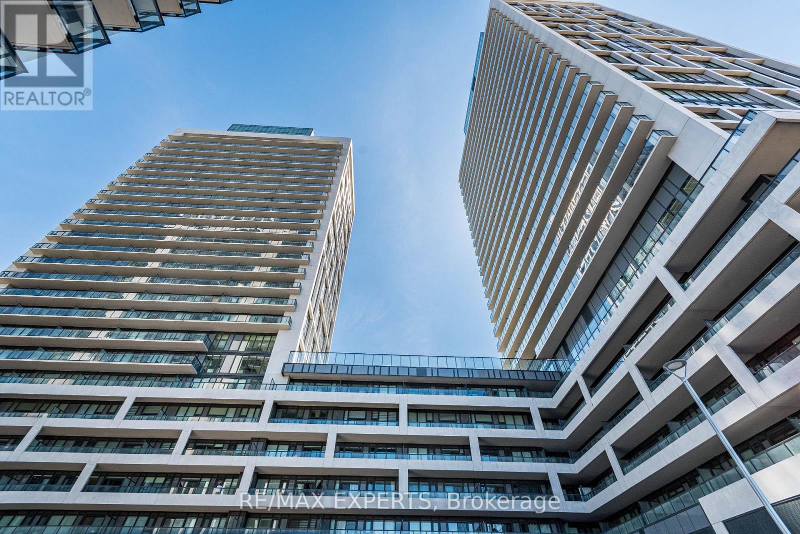 For sale: 320 - 8960 JANE STREET S, Vaughan (Vellore Village