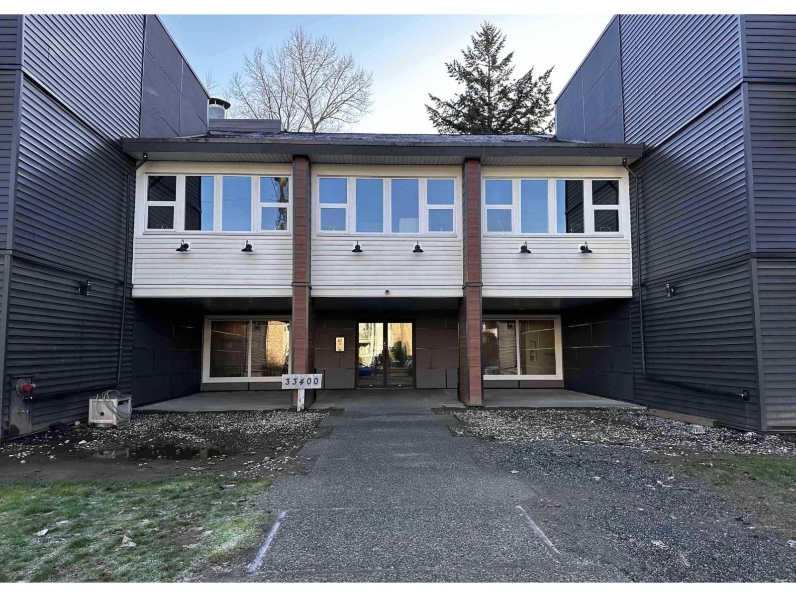 108 33400 BOURQUIN PLACE, Abbotsford, British Columbia V2S5G3