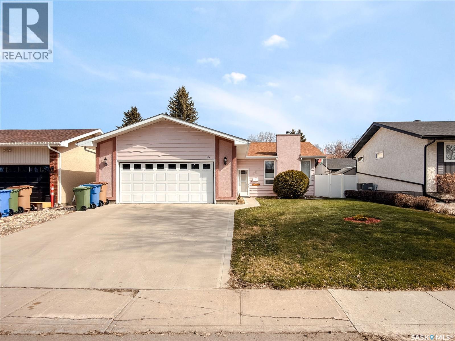 95 Pappas CRESCENT
