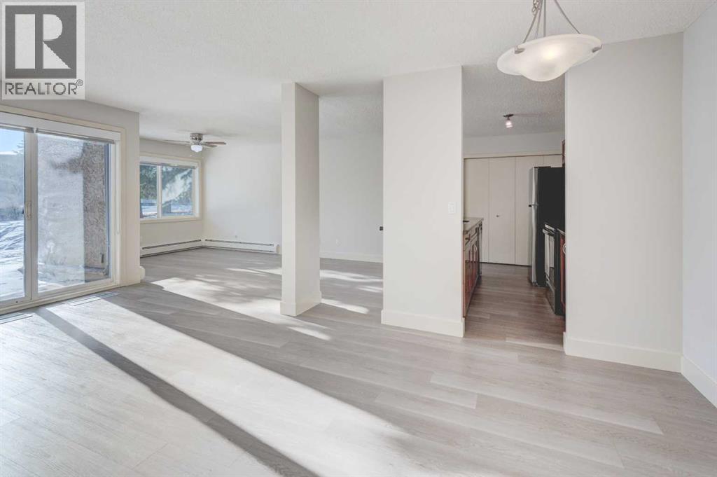 Apartment for Sale in 1, 101 Village Heights SW|Calgary, Alberta T3H2L2 4