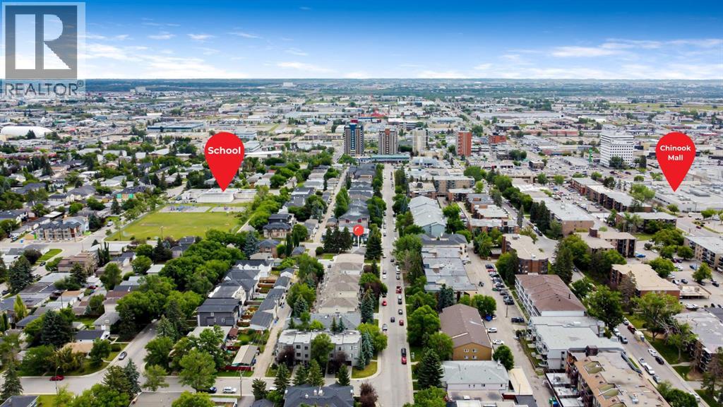 House for Sale in 604 56 Avenue SW|Calgary, Alberta T2V0G8 5